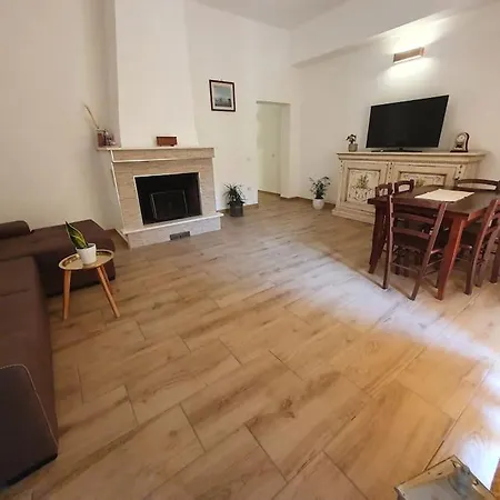 Casa Emma Cabras